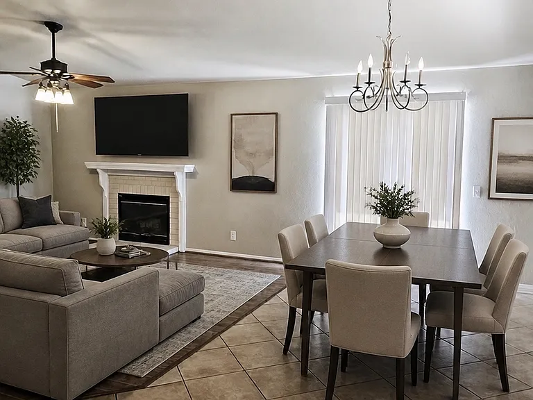 13715 El Rio Ln — Photo 2