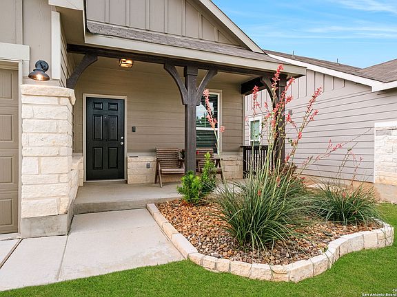 3rd image of 336 Salz Way