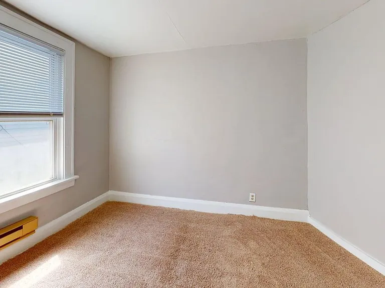 11813 Dove Ave — Photo 10