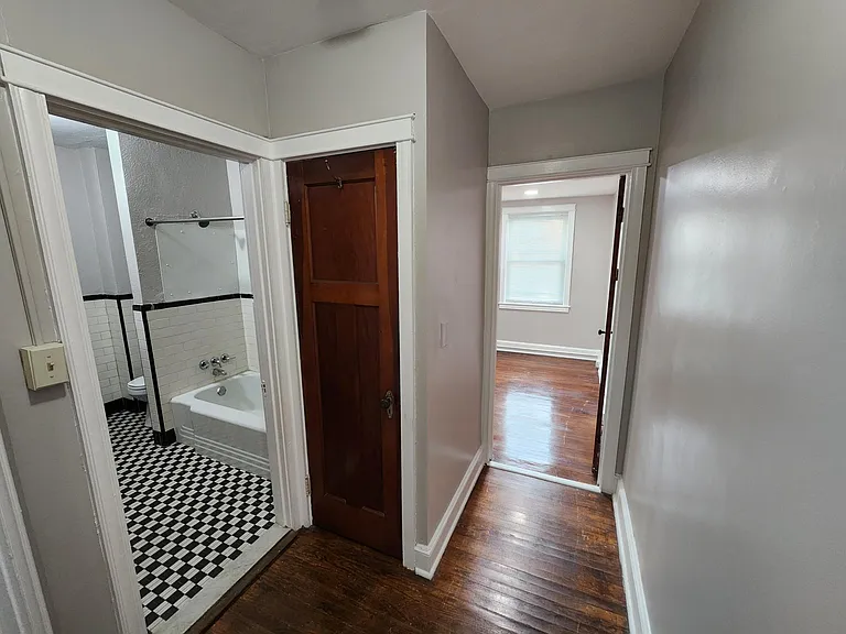 301 Folcroft St #2 — Photo 3
