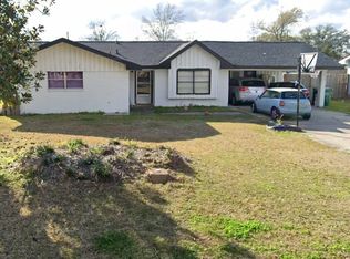 337 Cedar Ln, Lake Charles, LA 70611