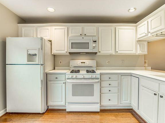 5th image of 6924 Fairfax Dr #238-1-1
