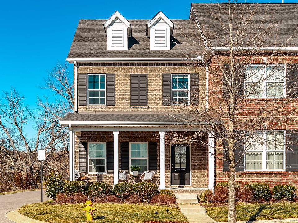 1st image of 121 Saddlewood Ln