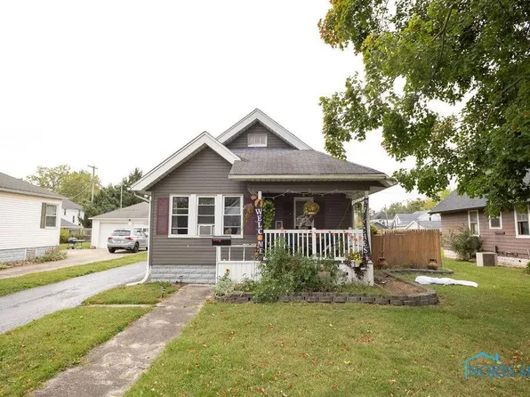 534 E North St, Fostoria, OH 44830