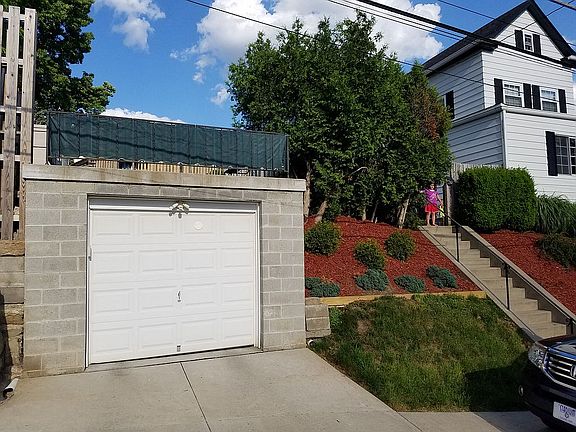 New concrete garage/steps