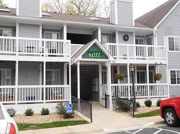 1st image of 4011 S Crysler Ave #34