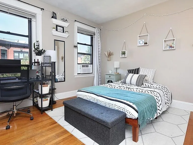 30 Claflin Rd #3 — Photo 2