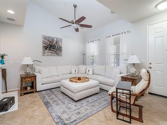 4th image of 28285 Canterbury Ct