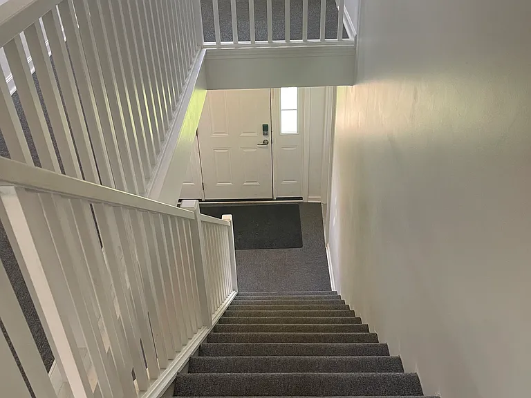 1020 E Main St #6 — Photo 18