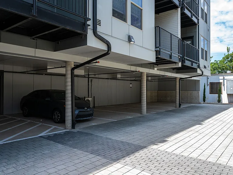 Discover Elevated Living at The Vaughn. Two Months Of Free Rent - And Free Parking! — Photo 40