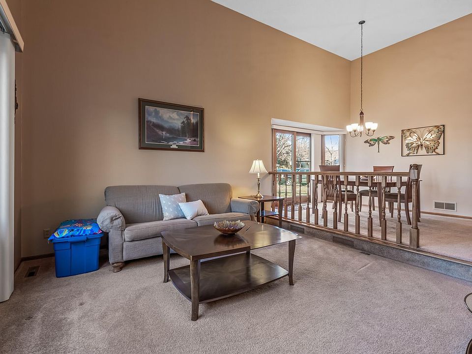 1st image of 8829 Loch Lomond Ct