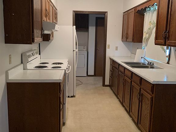 3rd image of 224 Burlington St