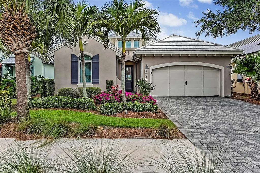 3 bed, 2.5 bath, 2390 sqft, $12,000 — Photo 3