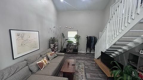 5th image of 2102 Murray Ave #2