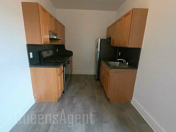 5th image of 45-34 44th St #33