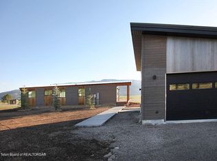 65 Mountain View Cir, Alpine, WY 83128