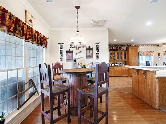 2nd image of 1495 Sarra Ln #B