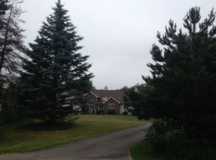 1656 W 5 Point Hwy, Charlotte, MI 48813