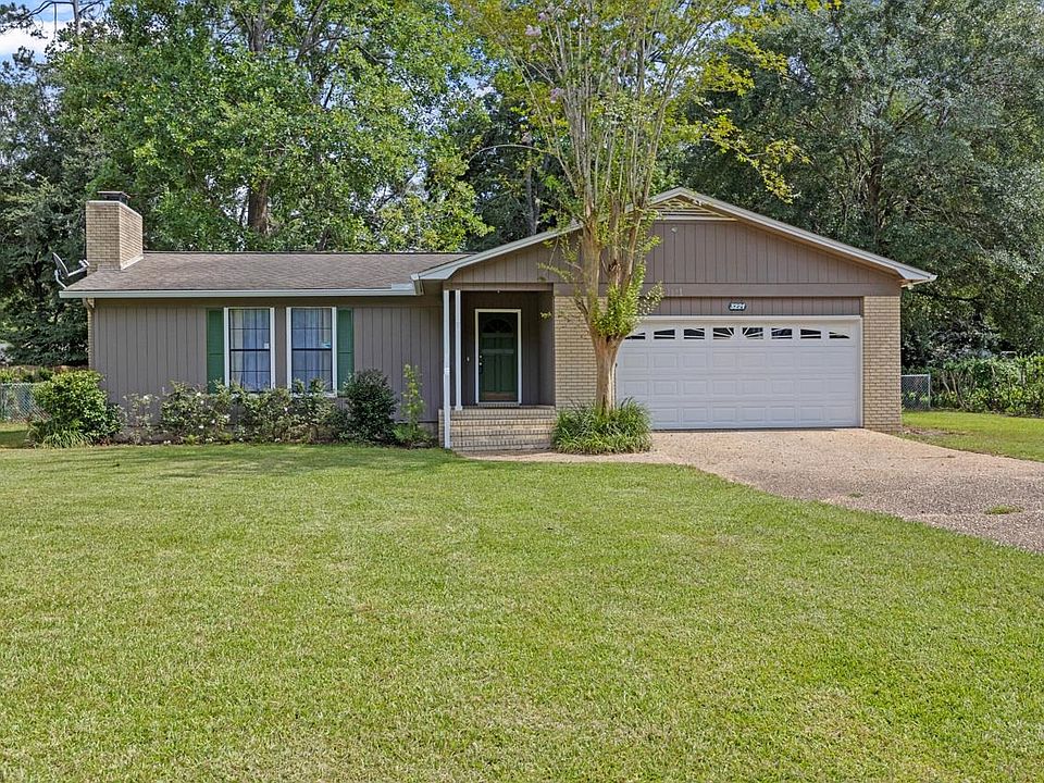 1st image of 3221 Cranleigh Dr