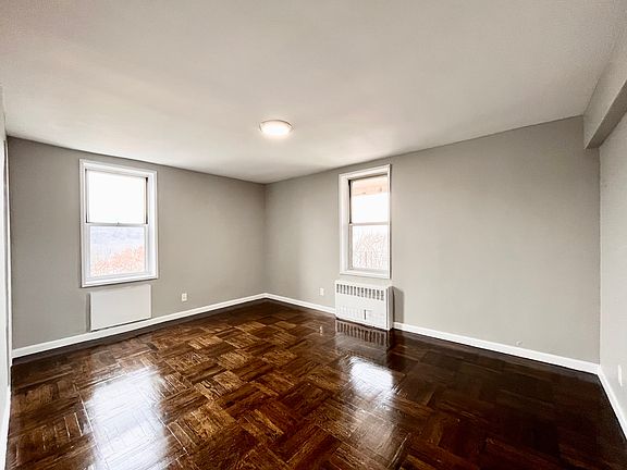 4th image of 615 Warburton Ave APT 4L