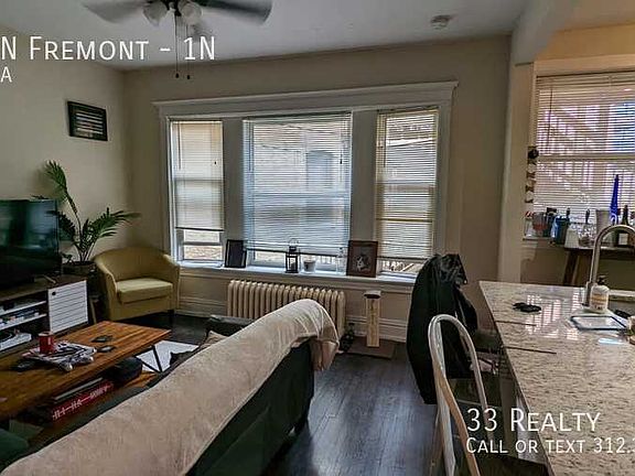 2nd image of 3757 N Fremont St #1N