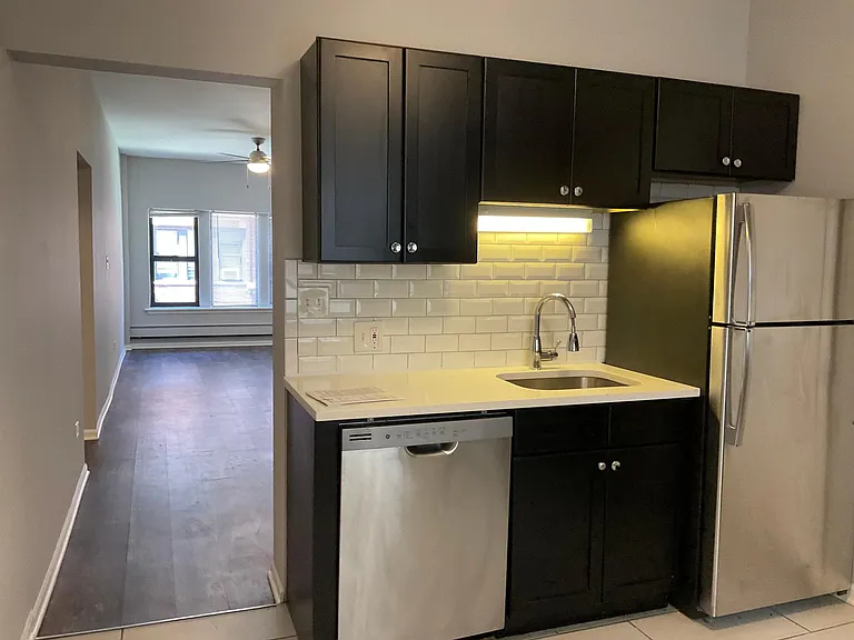 831 W Sunnyside Ave #103 — Photo 9