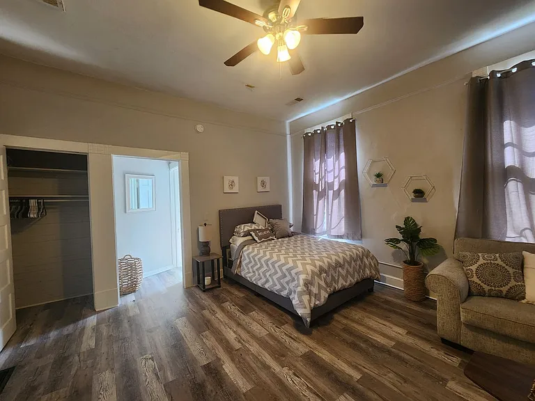 917 Oakview Ave — Photo 36