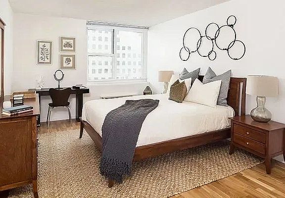 2nd image of 50 Pine St #18JK