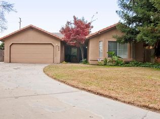 263 Garlin Ct, Farmersville, CA 93223