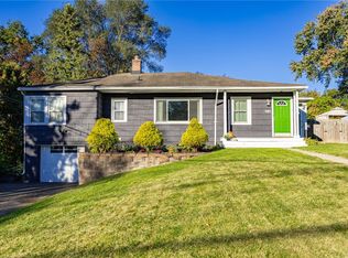 281 Pardee Rd, Rochester, NY 14609