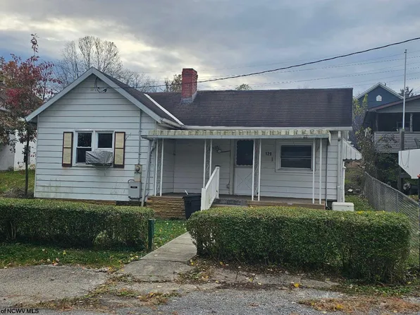 129 Ultra Light Ln, Granville, WV 26534