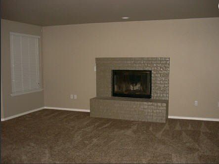 3rd image of 5120 9th Ave NE #5122