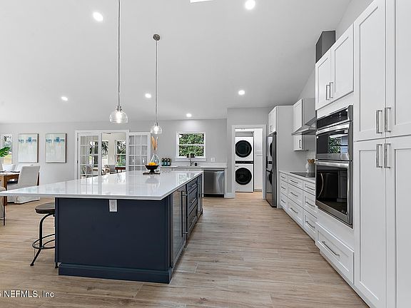 4th image of 6524 BURNHAM Circle