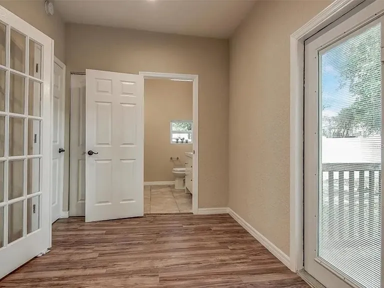 3625 E Mohawk Ave — Photo 2
