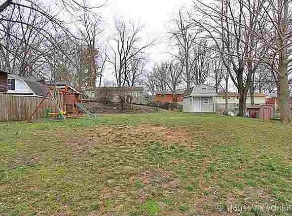 2nd image of 1516 Kingsbury Dr