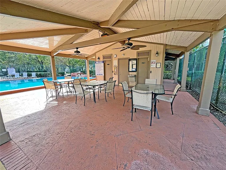 4207 Winding Moss Trl #208 — Photo 23