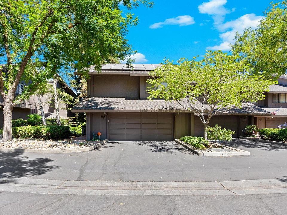 1st image of 1825 Edgebrook Dr Unit A