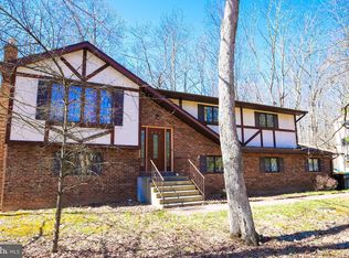 311 Hyland Dr, East Stroudsburg, PA