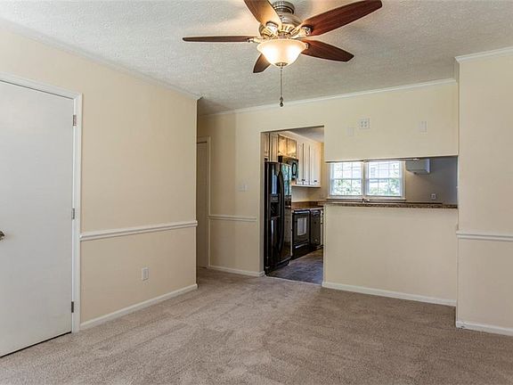 5th image of 700 Carywood Ln