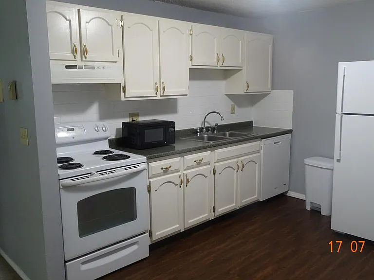 114 Capitol Hill Dr #1 — Photo 7
