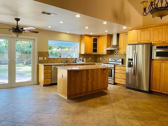 3rd image of 2354 W 230th Pl