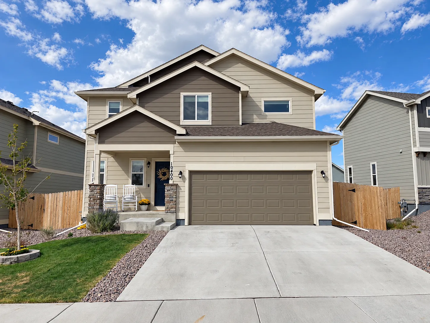 4 bed, 2.5 bath, 2450 sqft, $2,550 — Photo 2