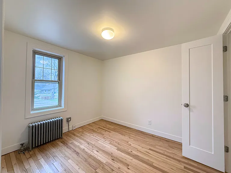 29222 Grand River Ave #5 — Photo 7