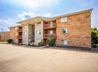 5365 Camelot Dr APT 42, Fairfield, OH 45014