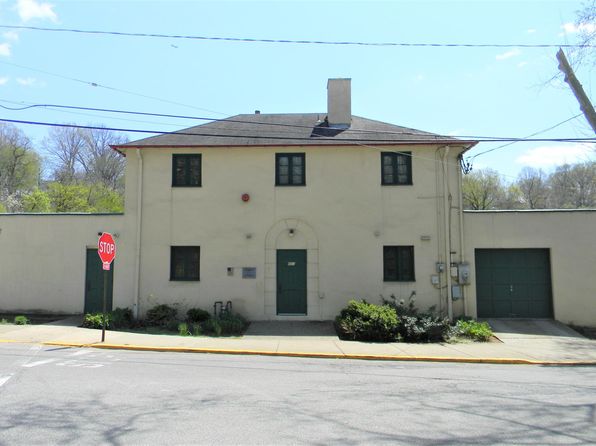 401 Greendale Ave