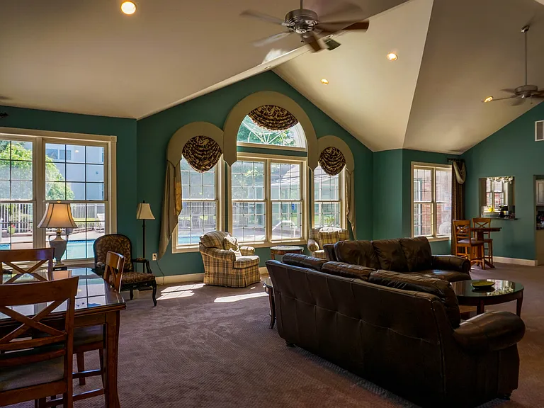 Brookwood Farms Apartments — Photo 27