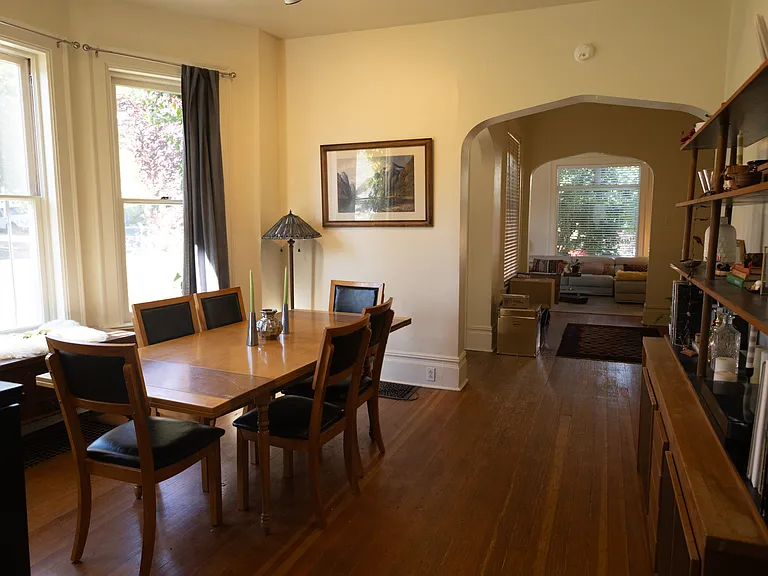 434 E 3rd Ave #3 — Photo 3