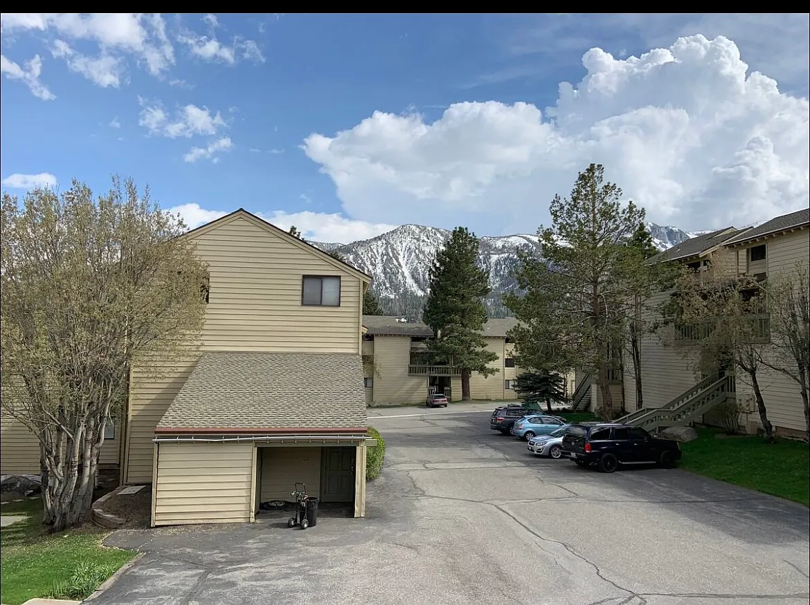 Building Photo - 167 Meadow Ln