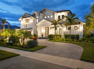 541 Hammock Ct, Marco Island, FL 34145