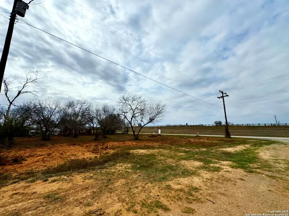TBD 4th St - Lot 10 LOT 10, Moore, TX 78057